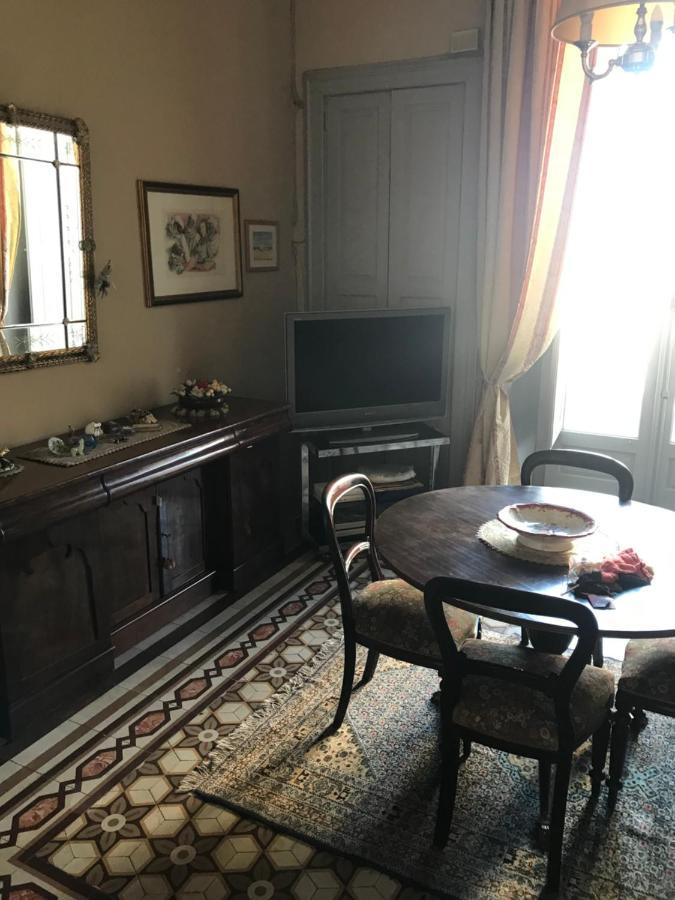 Palazzo De Bellis Vitti Nella Citta Delle Grotte Bed & Breakfast Castellana Grotte Ngoại thất bức ảnh